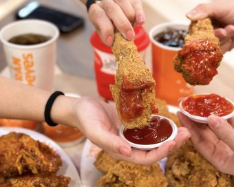 Gà Rán Popeyes “bắt tay' ShopeeFood mở tiệc sinh nhật, cứ đặt đơn là giảm đến 50%